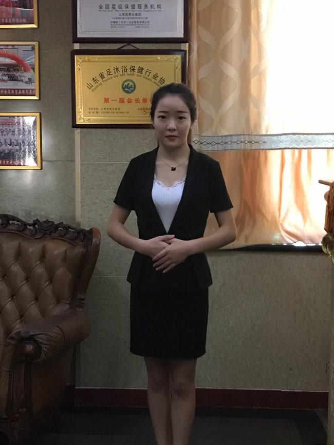 经十店员工照片.jpg 经十店员工照片.jpg